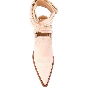 👢Get your Cowgirl On 👢